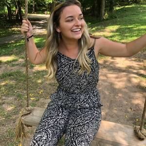 Meet your Posher, Hannah